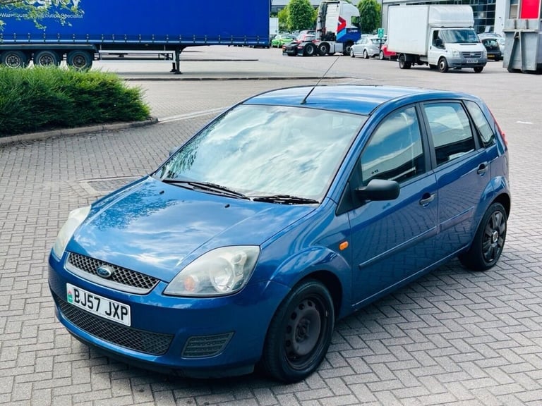 FORD FIESTA 1.25 STYLE HATCHBACK 5 DOOR PETROL MANUAL (142 G/KM, 74 BHP) - Image 4