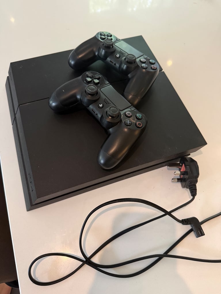 Sony PS4 500GB with games