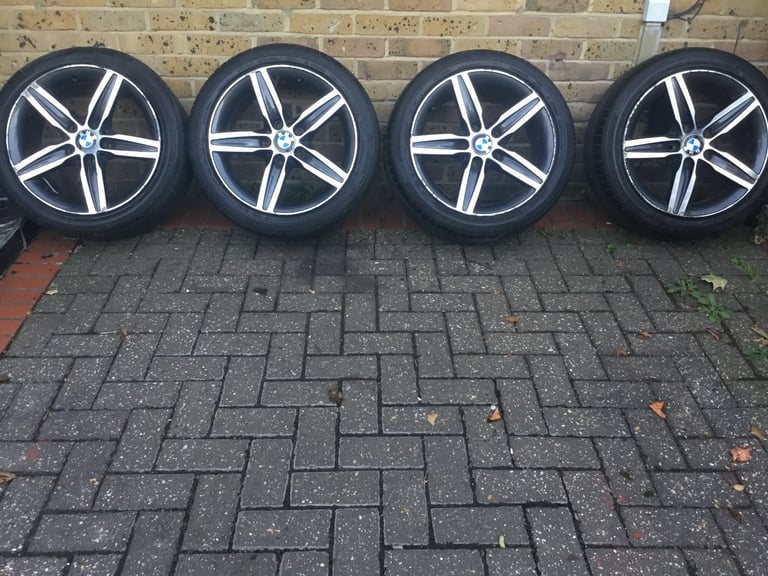 Bmw 17” alloys 5x120 wheels and tyres