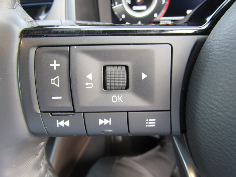 2024 Nissan Qashqai 1.3 DiG-T MH Tekna 5dr Hatchback Petrol Manual