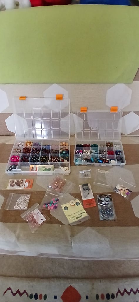 Bundle of bead for jewellery making