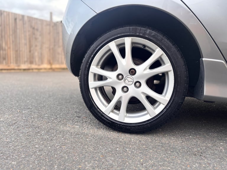 Mazda, 2, Hatchback, 2010, Manual, 1349 (cc), 5 doors