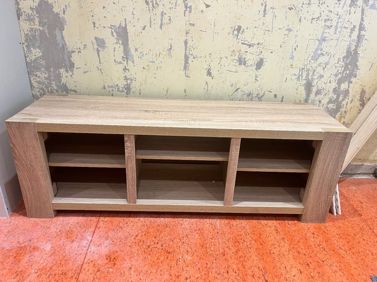 image for Oak effect TV unit 