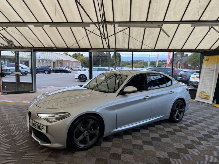 2018 Alfa Romeo Giulia 2.0 TB 280 Veloce 4dr Auto SALOON PETROL Automatic