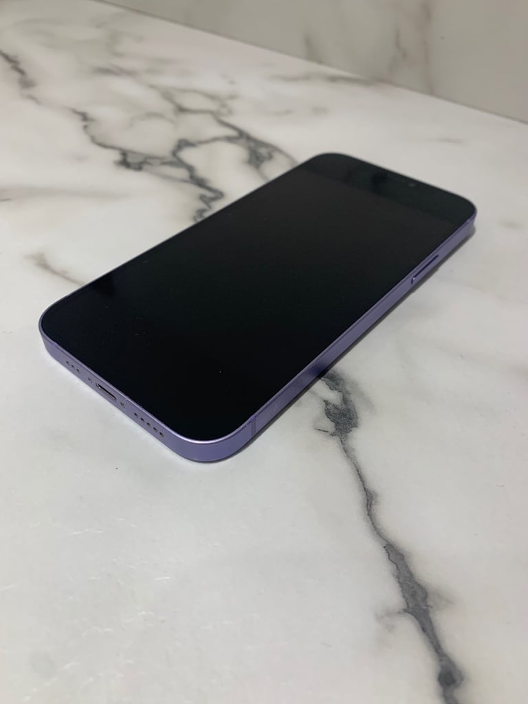 Apple iPhone 12