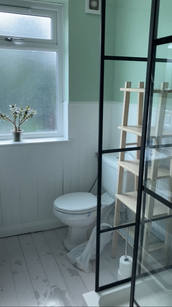 3 bed 2 bathroom house in CR7 