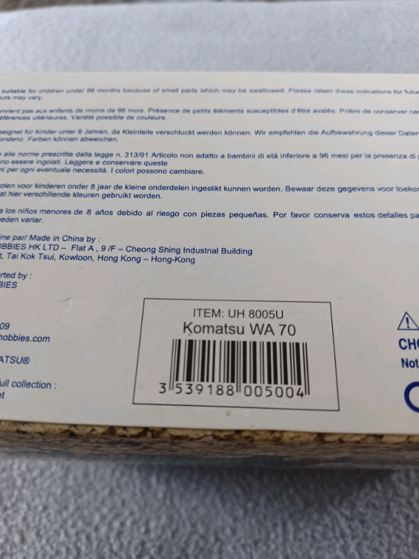 Komatsu die cast model 1.50 th scale