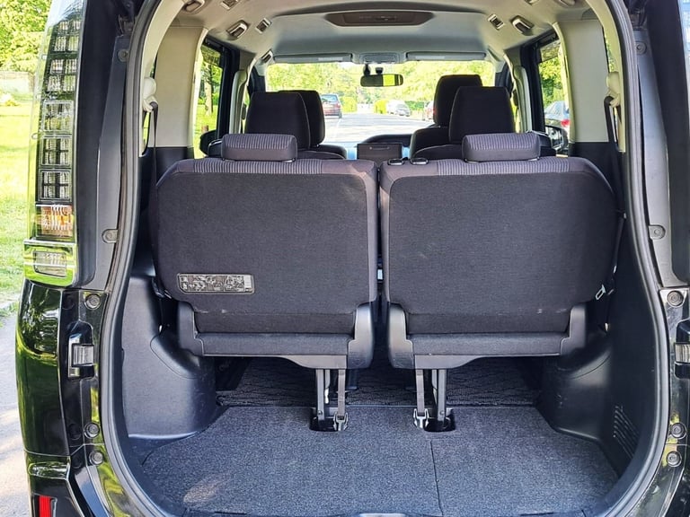 2015 Toyota Voxy 1.8 Hybrid Automatic 81,900 Miles. 7 Seater. Hybrid Petrol. PX OK MPV Petrol/Ele...