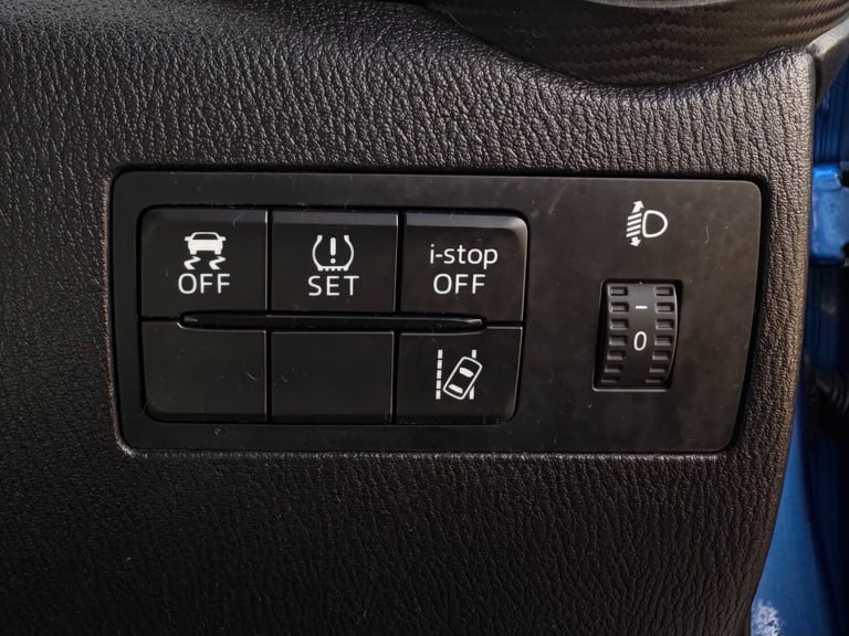 2015 Mazda Mazda2 1.5 SE-L 5dr HATCHBACK Petrol Manual