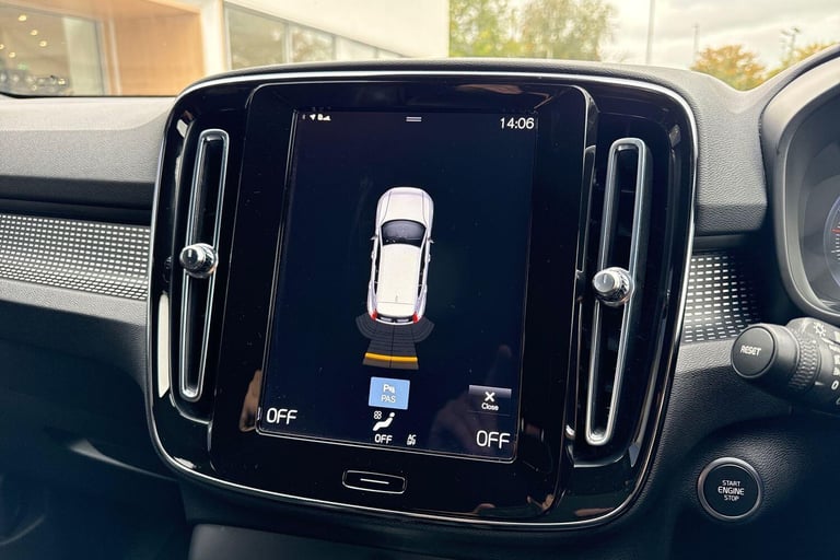 2021 Volvo XC40 1.5 T3 R-Design SUV 5dr Petrol Auto Euro 6 (s/s) (163 ps) ESTATE Petrol Automatic