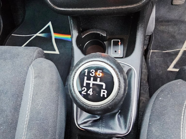 2017 Fiat Punto 1.2 Easy+ 5dr HATCHBACK Petrol Manual