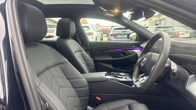 2025 BMW i5 250kW eDrive40 M Sport 84kWh 5dr Auto Electric Estate Estate Electric Automatic