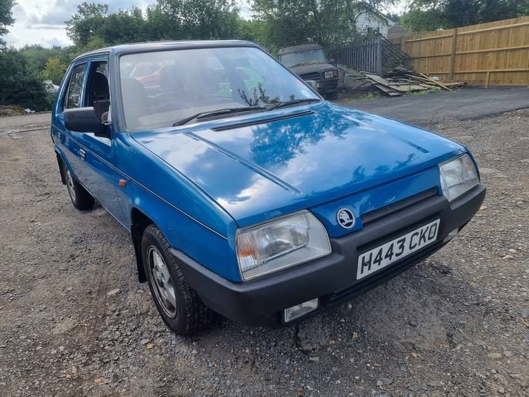 image for 1990 SKODA FAVORIT 1.3 petrol manual.