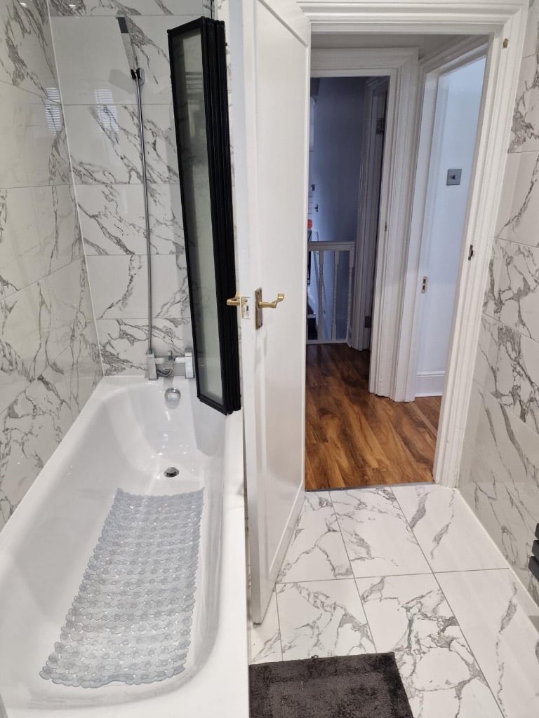 Rent Double Room Lower Addiscombe Road, Croydon CR0 