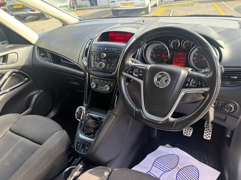 2015 Vauxhall Zafira 1.4T SRi 5dr MPV PETROL Manual