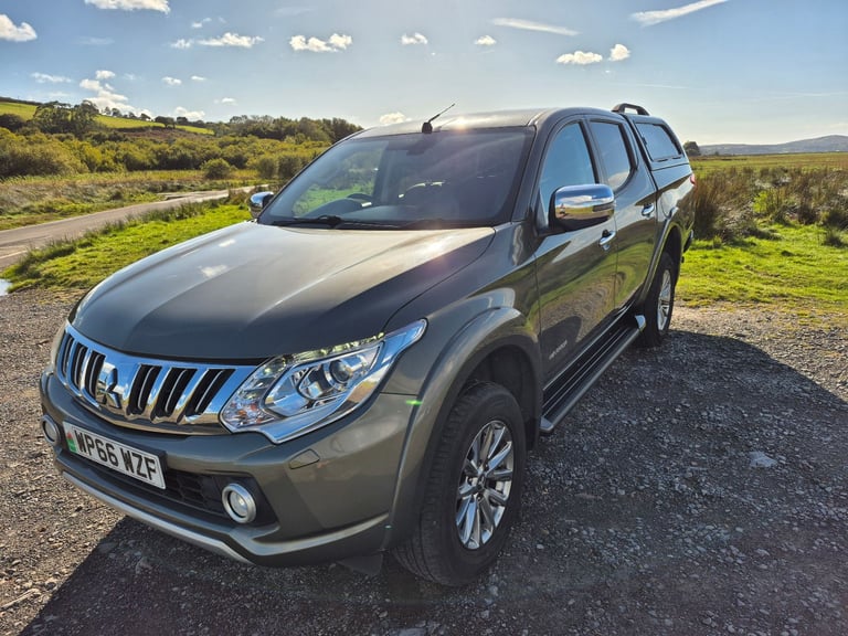 Mitsubishi, L200, Pick Up, 2016, Manual, 2442 (cc)