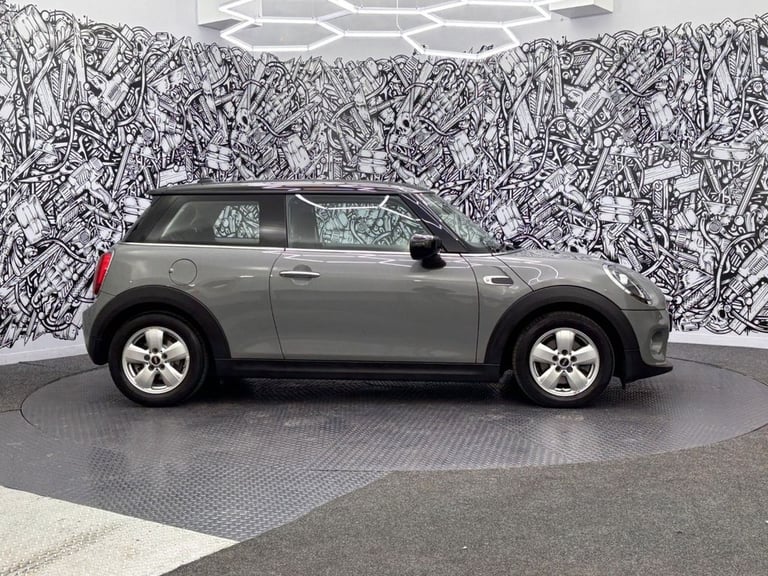 2020 MINI Hatch 1.5 Cooper Classic Hatchback 3dr Petrol Manual Euro 6 (s/s) (136 ps) Hatchback Pe...