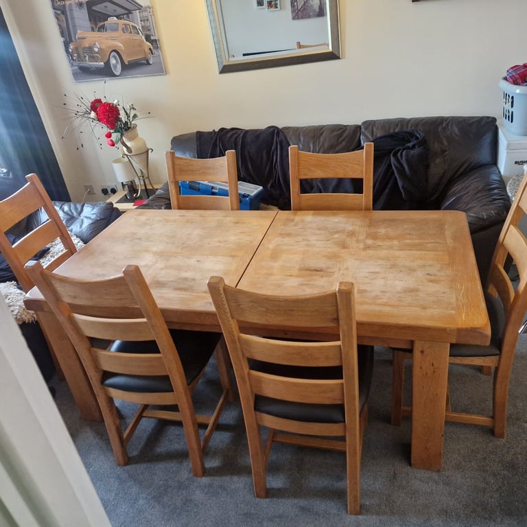 image for Oak table and 6 chair's 
