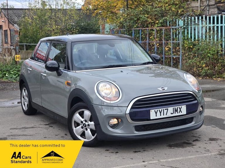 image for 2017 MINI Hatch 1.5 Cooper Euro 6 (s/s) 5dr HATCHBACK Petrol Manual