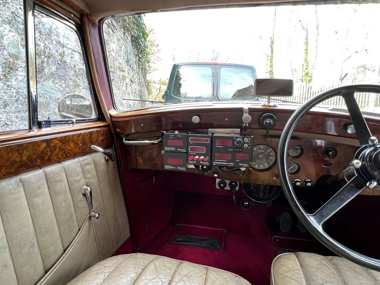 1939 Bentley 4.25 Litre Park Ward Saloon Overdrive B67MX Saloon Petrol Manual