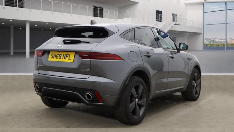 2019 Jaguar E-Pace 2.0 D150 Chequered Flag SUV 5dr Diesel Auto AWD Euro 6 (s/s) (150 ps) ESTATE D...