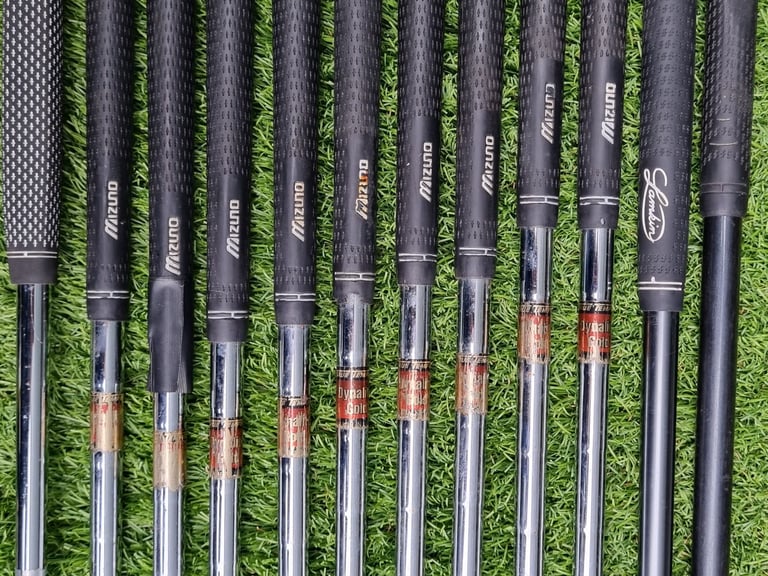 Taylor Made, Mizuno, Odyssey, R320 driver, Fli-Hi hybrid, Odyssey putter, stand-bag & MORE 