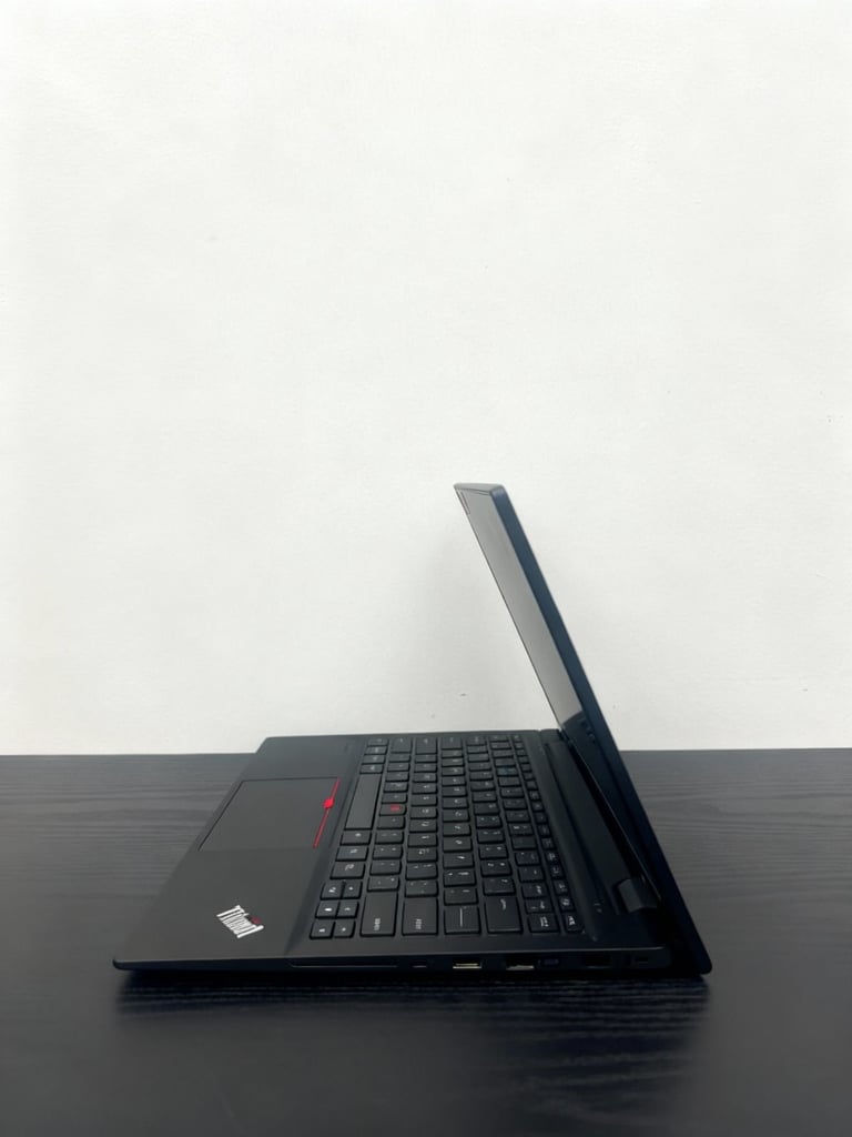  💻 Lenovo ThinkPad T480 14” – Intel Core i5 8th Gen | 8GB RAM | 256GB SSD | Windows 11 Pro