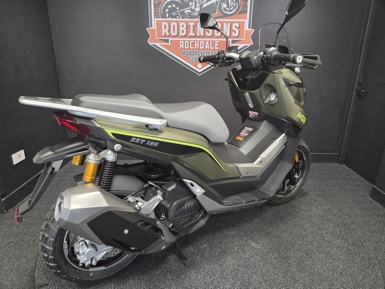 NEW MGB AMAX 125cc Automatic Scooter Learner Legal City Commuter Excellent MP...