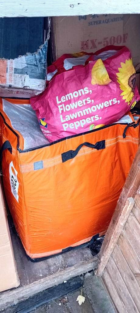 Bird/ hamster/ fish tank accessories 