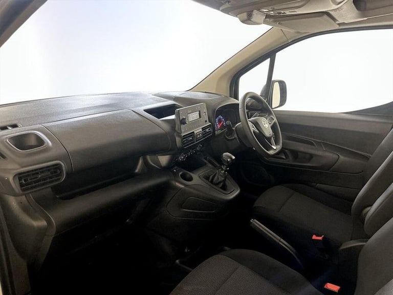 2022 Vauxhall Combo 1.5 Turbo D 2300 Dynamic L1 H1 Euro 6 4dr Manual Panel Van Diesel Manual