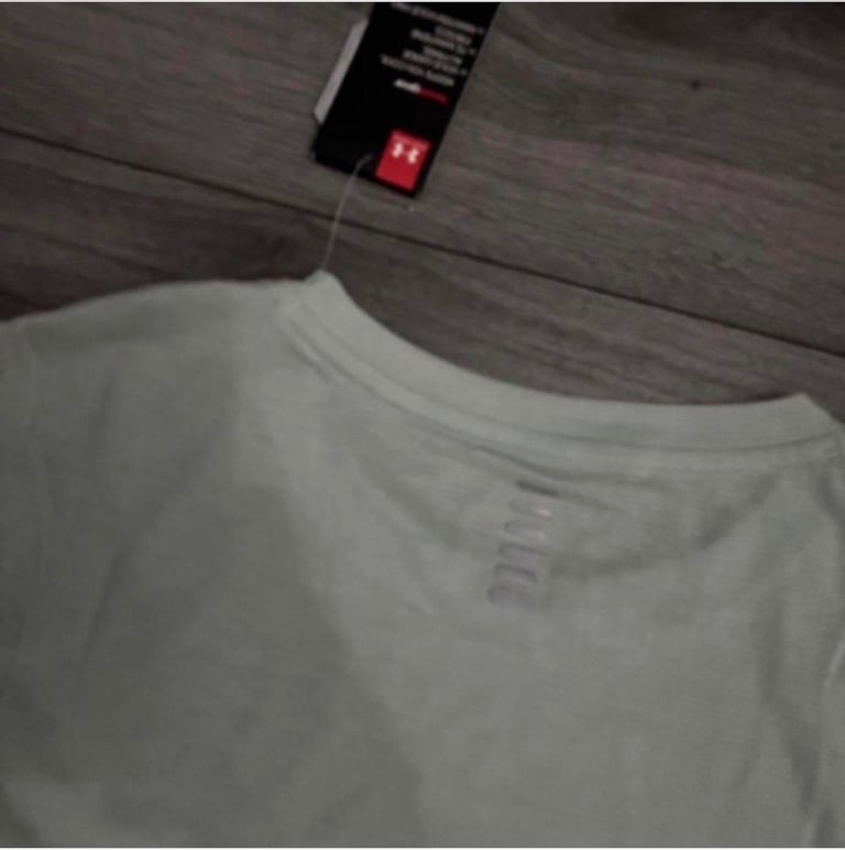 Under armour unisex top