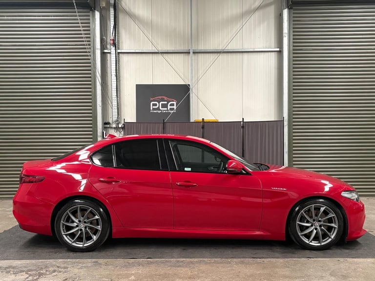 2017 Alfa Romeo Giulia 2.0T Veloce Auto Euro 6 (s/s) 4dr SALOON Petrol Automatic
