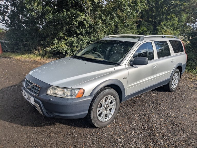 2005 Volvo XC70 SE LUX D 5-Door Diesel