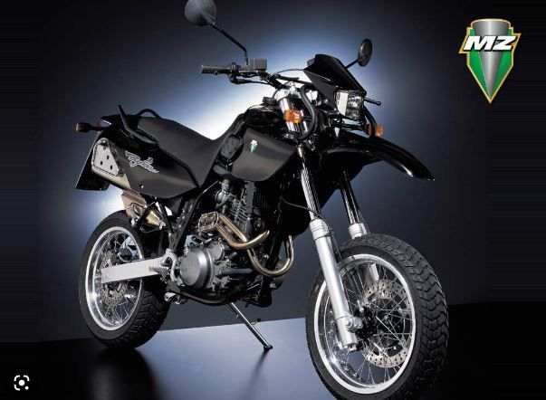 MZ BAGHIRA ORIGINAL EXHAUST CAN/MAN CAVE DECORATION? - REDUCED TO CLEAR