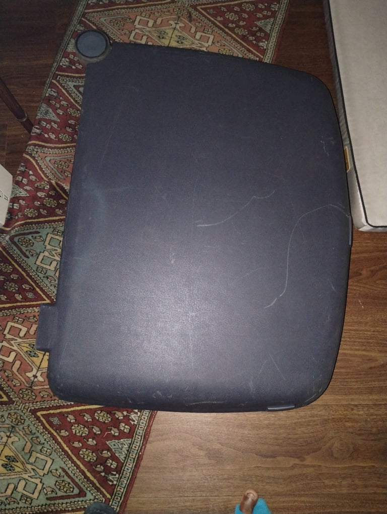 image for Samsonite Hard Shell Blue Suitcase 74cm on 2 Wheels