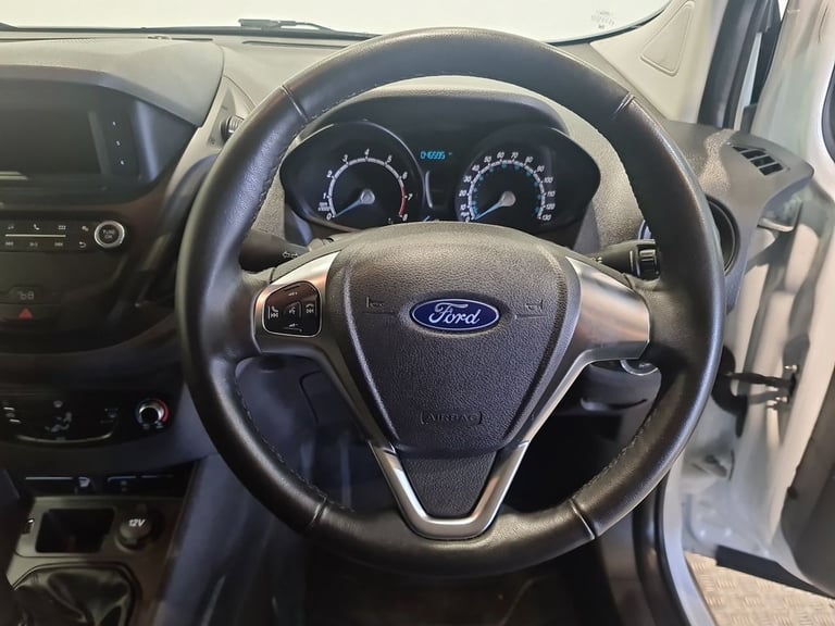 FORD TRANSIT COURIER 1.0 ECOBOOST LEADER P/V PETROL L1 100 BHP SWB