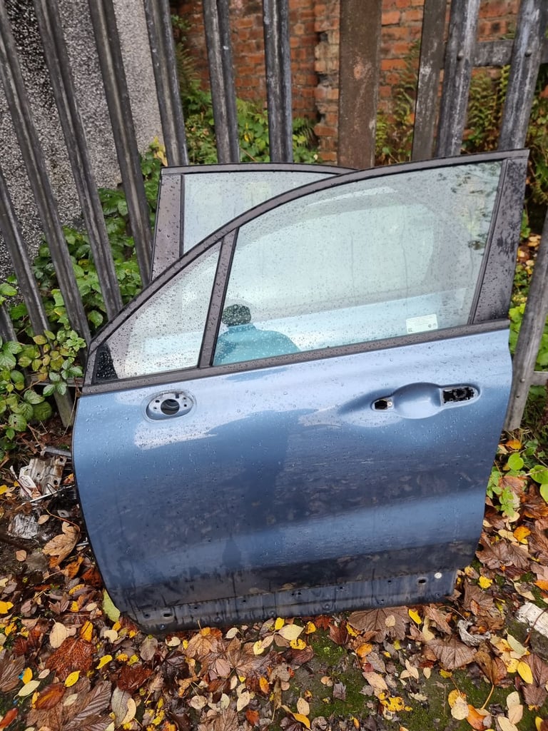 image for Fiat 500 xl passenger side doors 