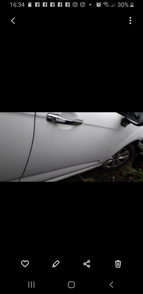 image for Citroen C3 Drivers Door 2012 White 