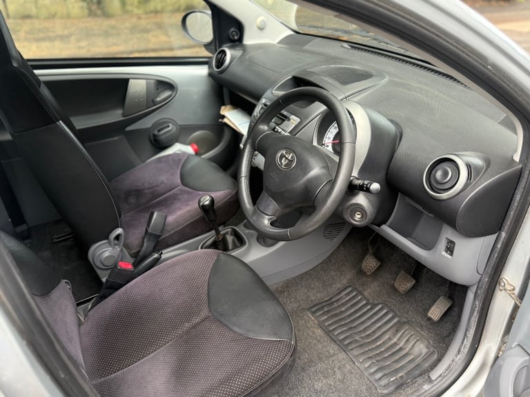 2011 Toyota AYGO 1.0 VVT-i Ice 5dr HATCHBACK Petrol Manual