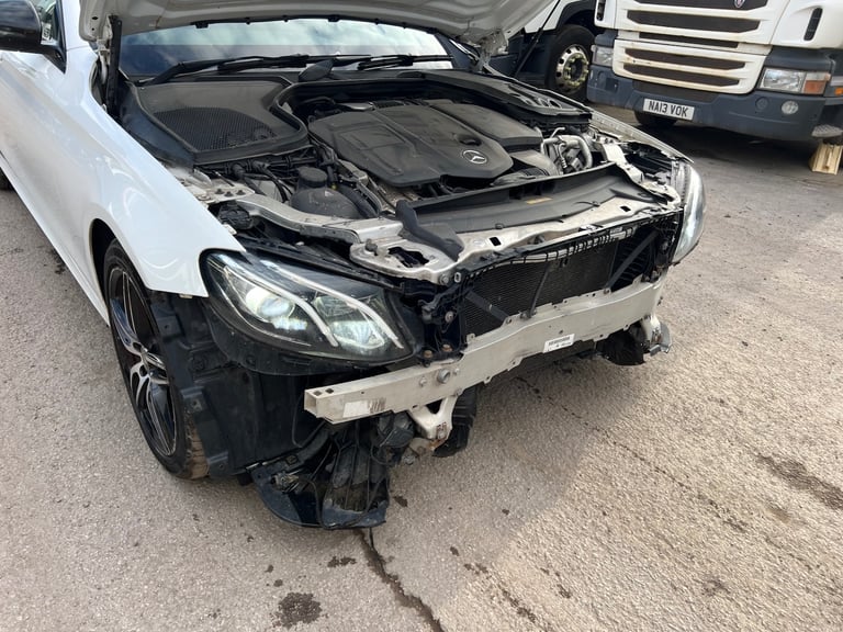 2018 MERCEDES BENZ E CLASS AMG LINE 2.0 DIESEL WHITE AUTO DAMAGED SALVAGE CAT N 