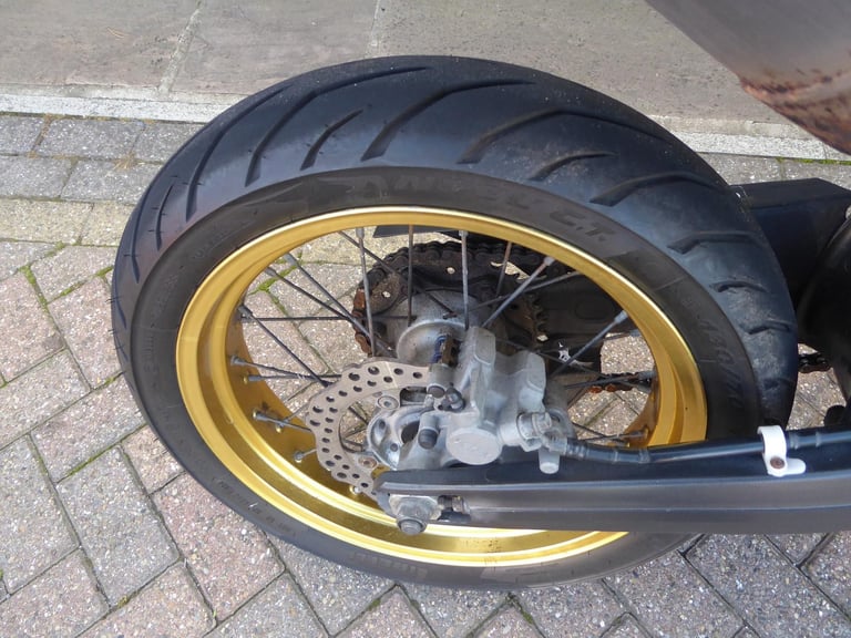 HONDA CRF 250 SUPER MOTO 63 REG LOW MILES TIDY BIKE MOT TILL 6,6,26