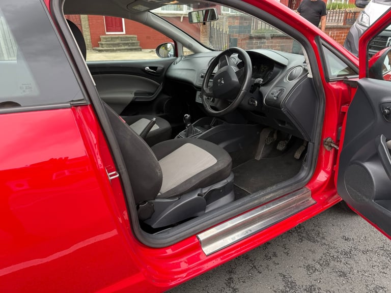 Seat, IBIZA, Hatchback, 2015, Manual, 1390 (cc), 3 doors