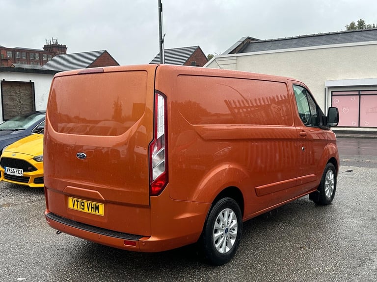  Ford Transit Custom 2.0 300 EcoBlue Limited L1 H1 Euro 6 (s/s) 5dr Diesel Manual