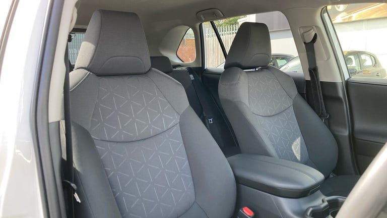 2021 Toyota RAV4 2.5 VVT-i Hybrid Design 5dr CVT Hybrid Estate Estate Hybrid Automatic