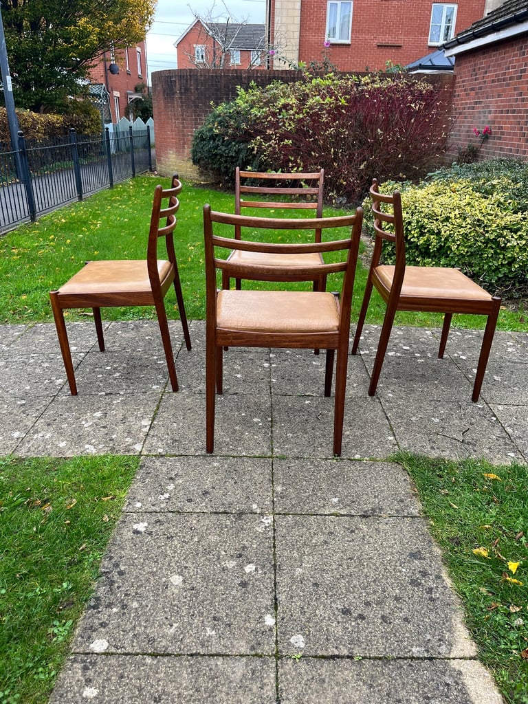 Set of G plan fresco dining chairs (delivery available)