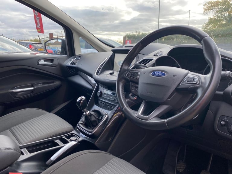 FORD S-MAX 2.0 TITANIUM DIESEL 7 SEATS NEW MAJOR SERVICE AND FULL MOT