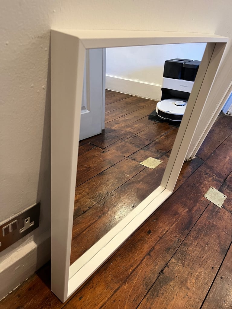 IKEA Nissedal 65*65 mirror