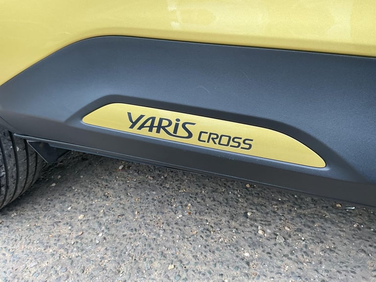  Toyota Yaris Cross 1.5 VVT-h Dynamic SUV 5dr Petrol Hybrid E-CVT Euro 6 (s/s) (116 ps) Petrol/El...