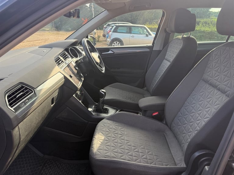 2021 Volkswagen Tiguan 1.5 TSI Life SUV 5dr Petrol Manual Euro 6 (s/s) (150 ps) SUV Petrol Manual