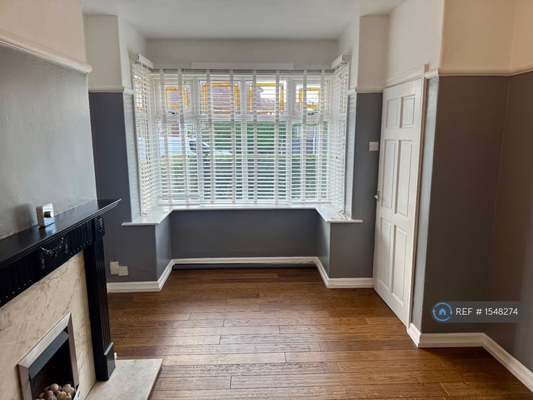 2 bedroom house in Roslyn Road, Stockport, SK3 (2 bed) (#1548274)